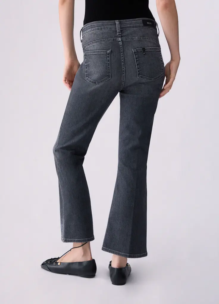 E-UF6040D030587506-2-N.webp