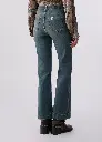 E-UF6093D032879137-2-N.webp