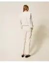 pantalon-con-raya-planchada-twin-set (3).webp