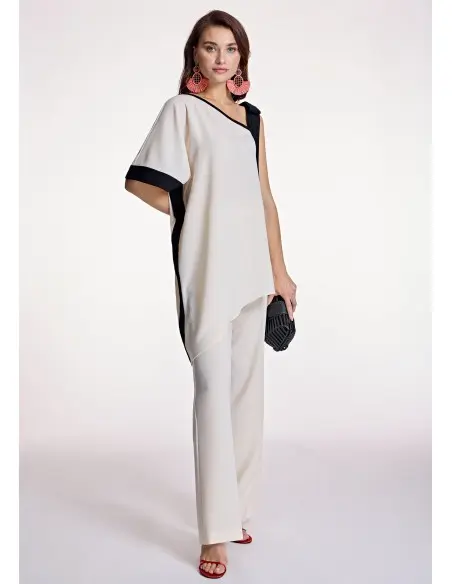 blusa-fluida-asimetrica-alba-conde (3).webp