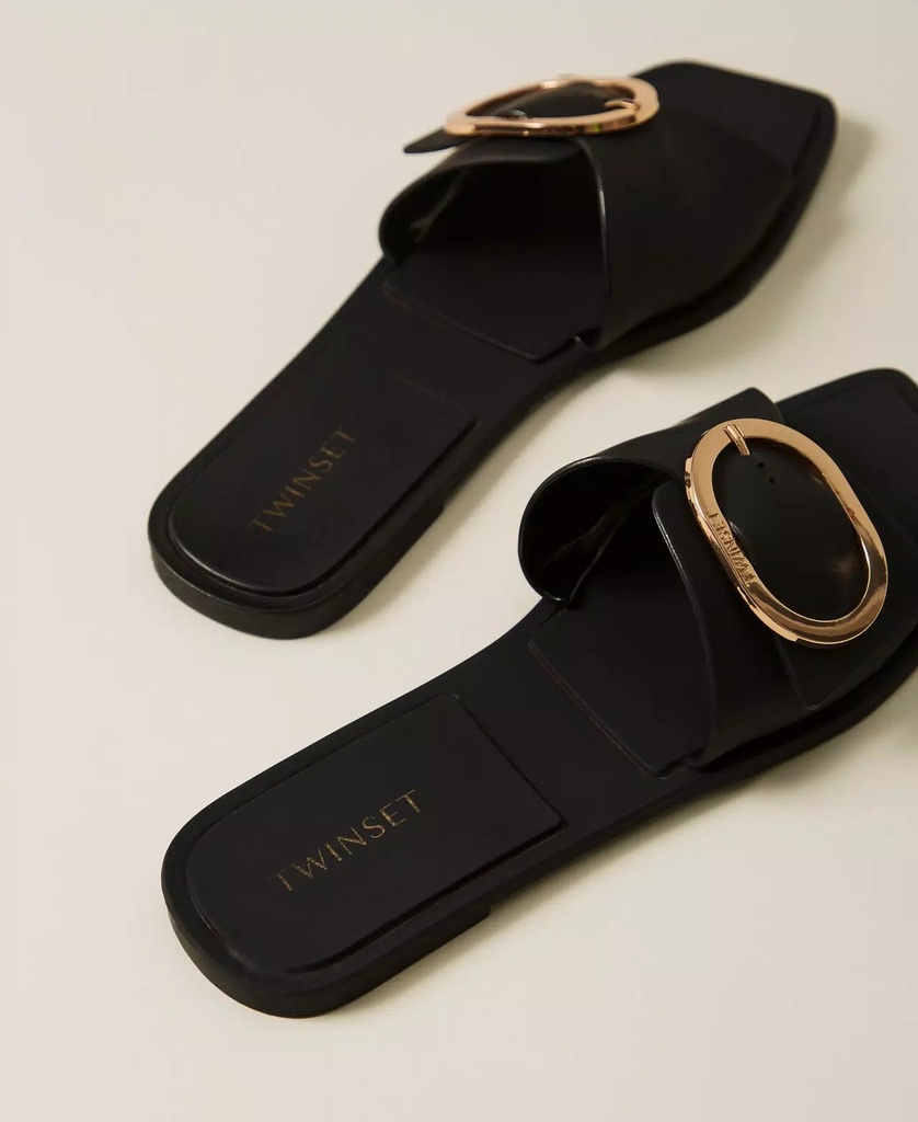 V26 PLANAS LOGO METAL (40)