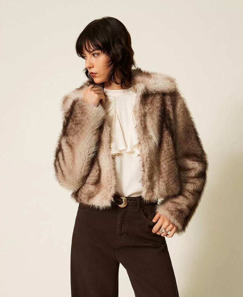 I26 CHAQUETA DE PELO (38)