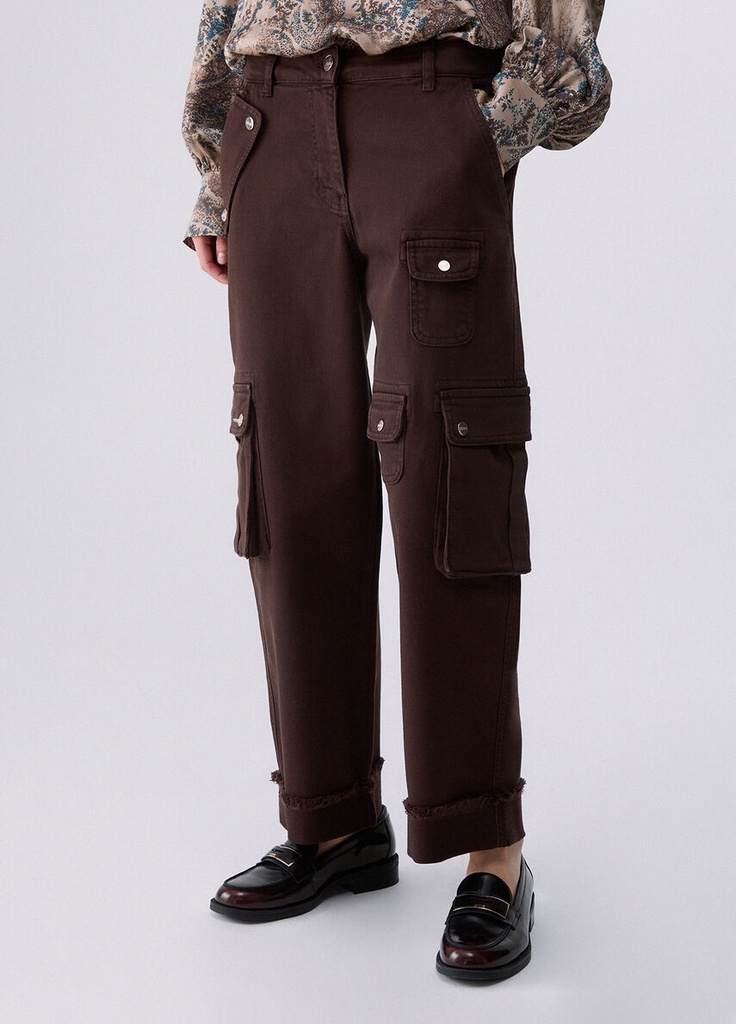 I26 PANTALÓN DE TRABAJO CON BOLSILLOS